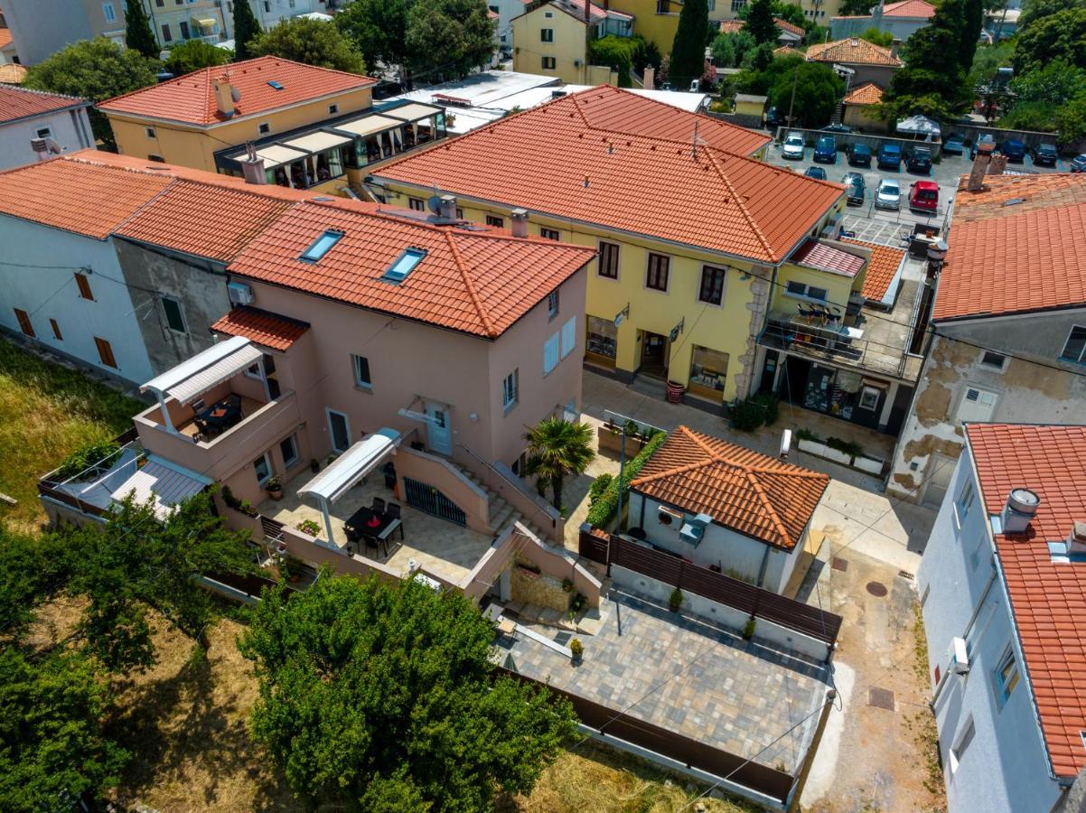 Apartments Punat Downtown Luaran gambar